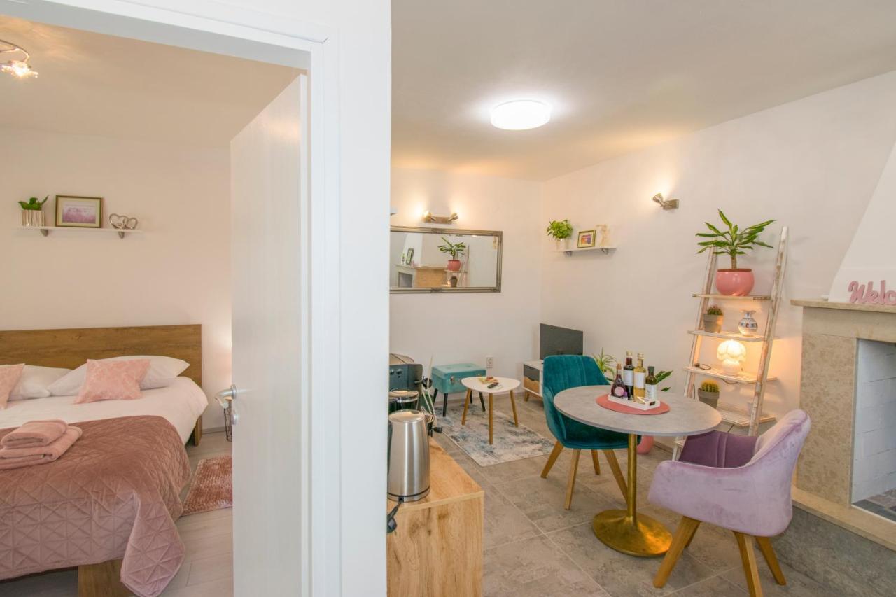 Apartman Enjoy Rovinj Exteriör bild